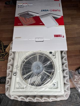 Claraboya Fiamma Turbo-Vent 40cm