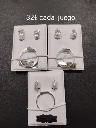 Conjunto : Anillo y Pendientes de niña de plata