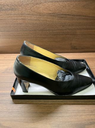 Zapatos de tacón Pierre Cardin negros
