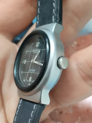 Reloj Sicura Quartz Negro