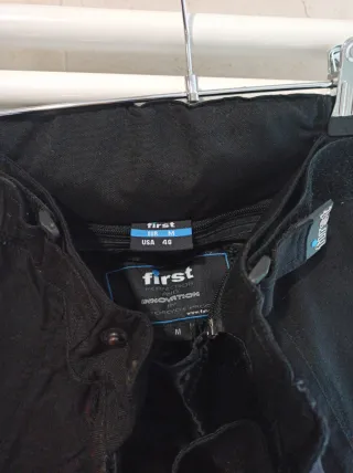 Pantalón de moto FIRST .Forro desmontable. Mujer M