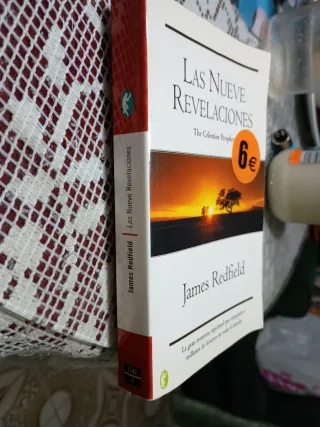 Las Nueve Revelaciones - James Redfield