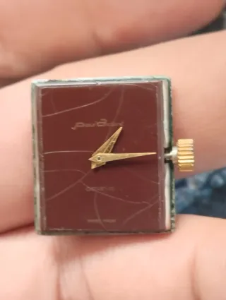 Reloj de pulsera dorado y verde No conozco la marc