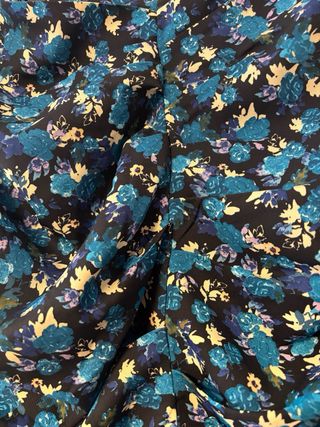 Falda Zara drapeada floral