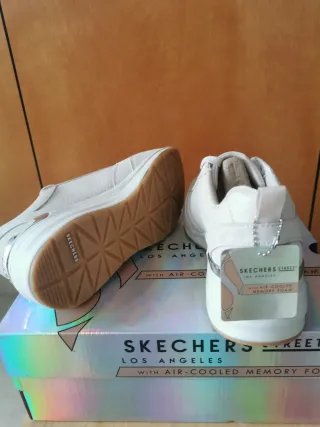 Skechers Street Los Angeles