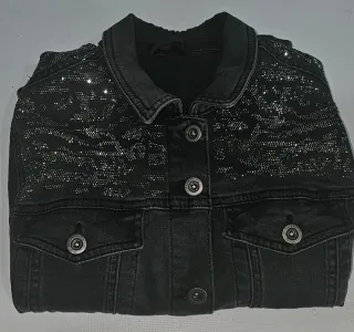 Cazadora vaquera negro claro con pedrería