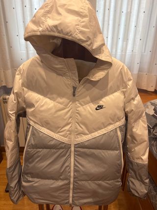 Cazadora Nike Beige y Gris con Capucha
