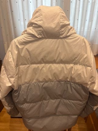 Cazadora Nike Beige y Gris con Capucha