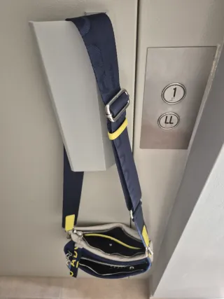 Bolso Adolfo Domínguez Azul y Beige