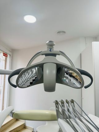 SILLÓN DENTAL incluido desmontaje