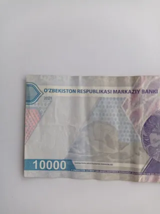 Billete 10.000 som Uzbekistán 2021