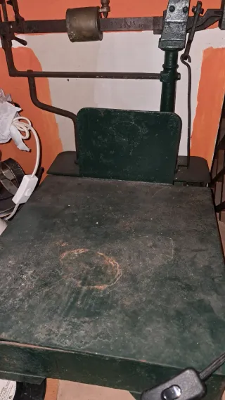 Balanza antigua industrial