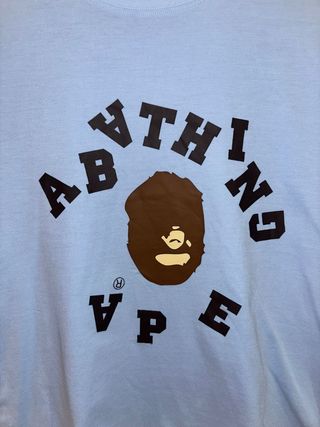 BAPE College Logo T-Shirt Azul Celeste Talla M