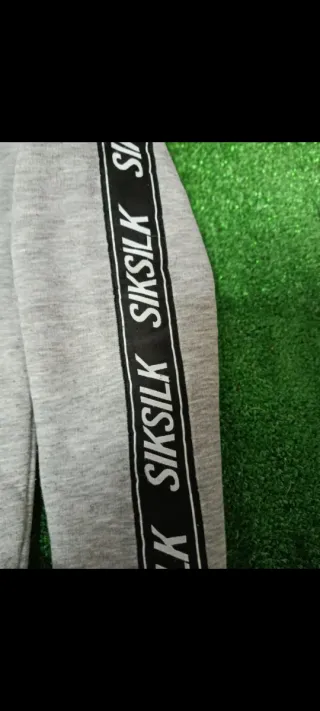 Sudadera Gris SikSilk con Logo