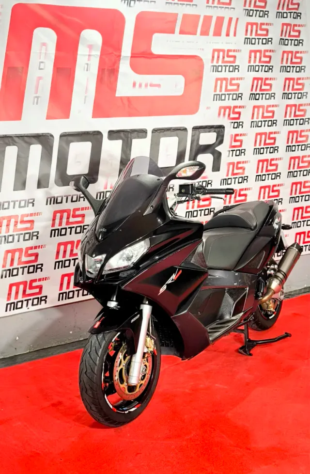 Aprilia SRV 850
