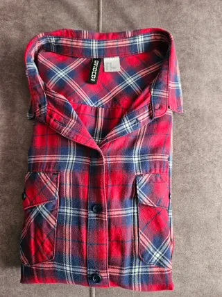 Camisa de cuadros roja y azul para mujer