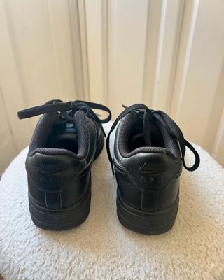 Nike Air Force 1 Negras