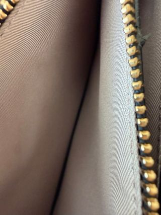 Bolso Liu Jo Negro con Plumas y Serpiente