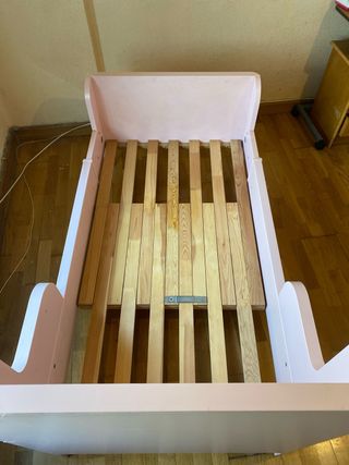 Cama infantil extensible Ikea casi nueva