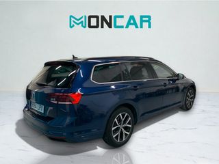 Volkswagen Passat 2021