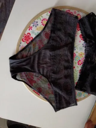 Conjunto lencería DKNY negro encaje