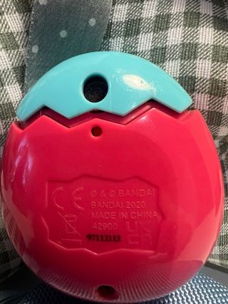 Tamagotchi con funda protectora