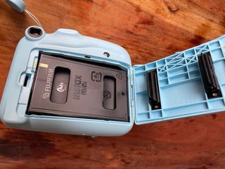 Cámara Instax Mini 11 Azul Fujifilm