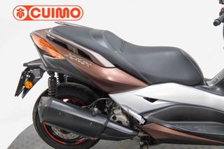 YAMAHA XMAX 300