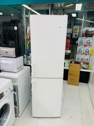 Nevera Combi Estrecha con garantía