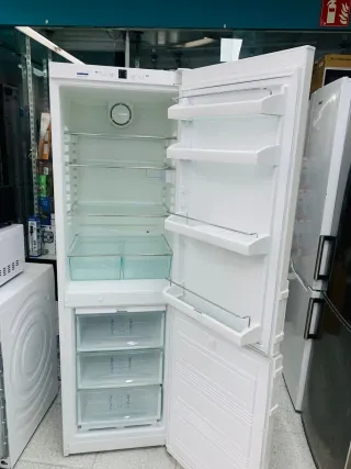 Nevera Combi Estrecha con garantía