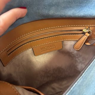 Bolso Michael Kors ante azul y piel camel