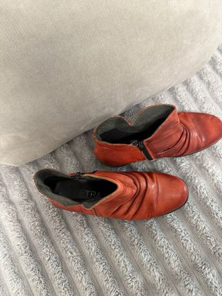 Botines Petra Burdeos/Rojo Talla 38