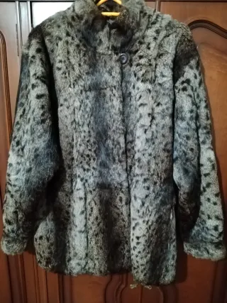 Abrigo de piel auténtica marrón Talla 38