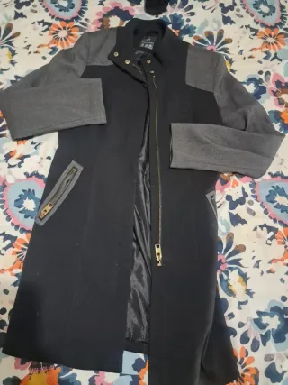 Abrigo/Chaqueta/Levita Negro y Gris