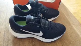 Nike Air Zoom Vomero 16 Talla 42.5