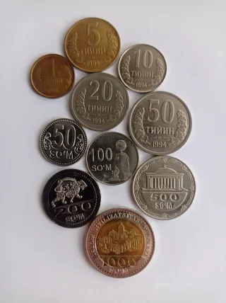 Serie de monedas de Uzbekistán. 1994 y 2018