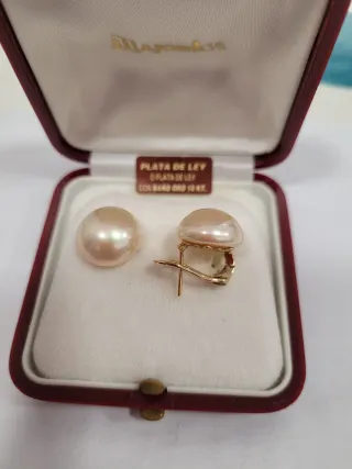 Pendientes Perlas Majorica Dorados y Blancos