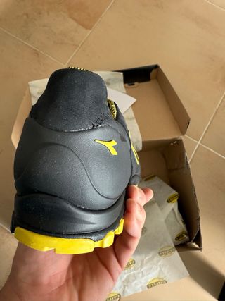 Zapatos Diadora Utility Talla 45 Negros