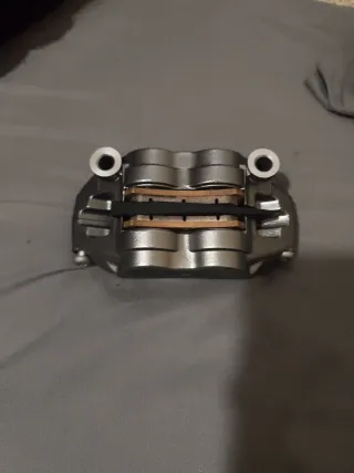 Pinza y pastillas de freno KTM