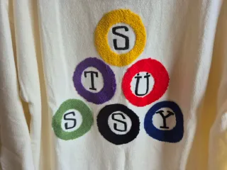 Jersey Stüssy multicolor con bolas de billar
