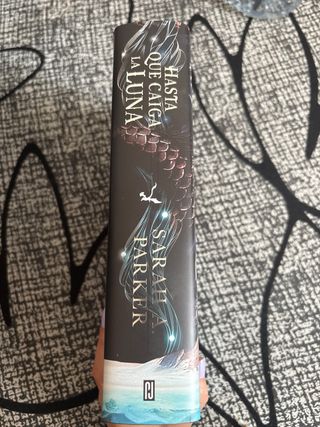 Libro Hasta que caiga la luna Edición limitada