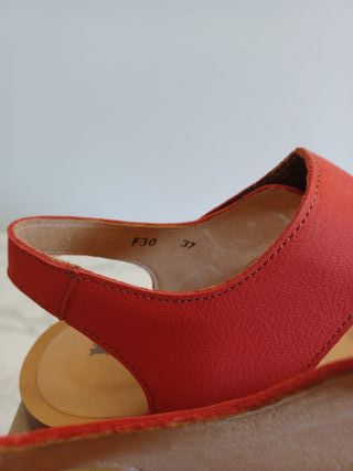 El Naturalista NF30 TULIP Sandalias Talla 37