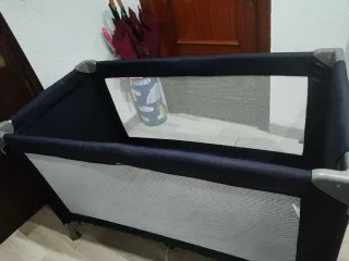 Cuna de viaje plegable