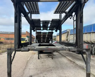 Semirremolque portavehículos Montenegro