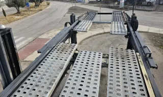 Semirremolque portavehículos Montenegro