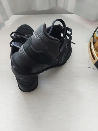 Zapatillas New Balance Negras/Gris