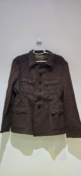Antiguo uniforme militar ejército Soviético