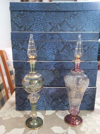 Eleganza in vetro: nuovi profumi in cristallo intarsiato