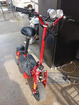 Patinete Eléctrico ECOXTREM Rojo