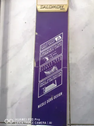 Esquís Fischer Ceramics con soportes y bastones